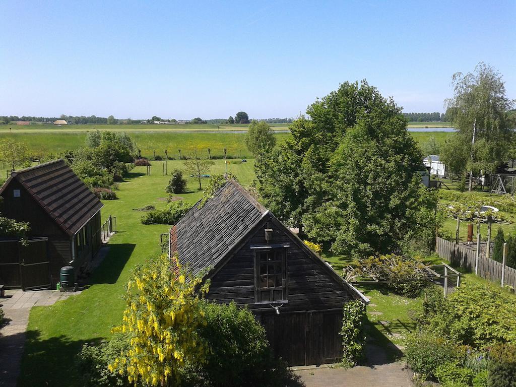 Bed & Breakfast 'Aan De Ijssel' Zwolle  Pokoj fotografie